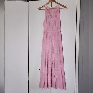 Self-Contrast Lightweight Pink Maxi Dress with V-Neck and Gathered Waist